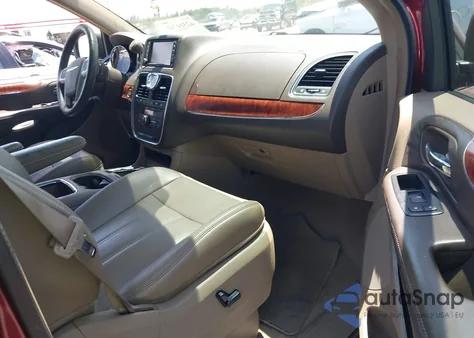 2013 Chrysler Town & Country Touring-L z USA, uszkodzony, nr VIN 2C4RC1CG6DR508823